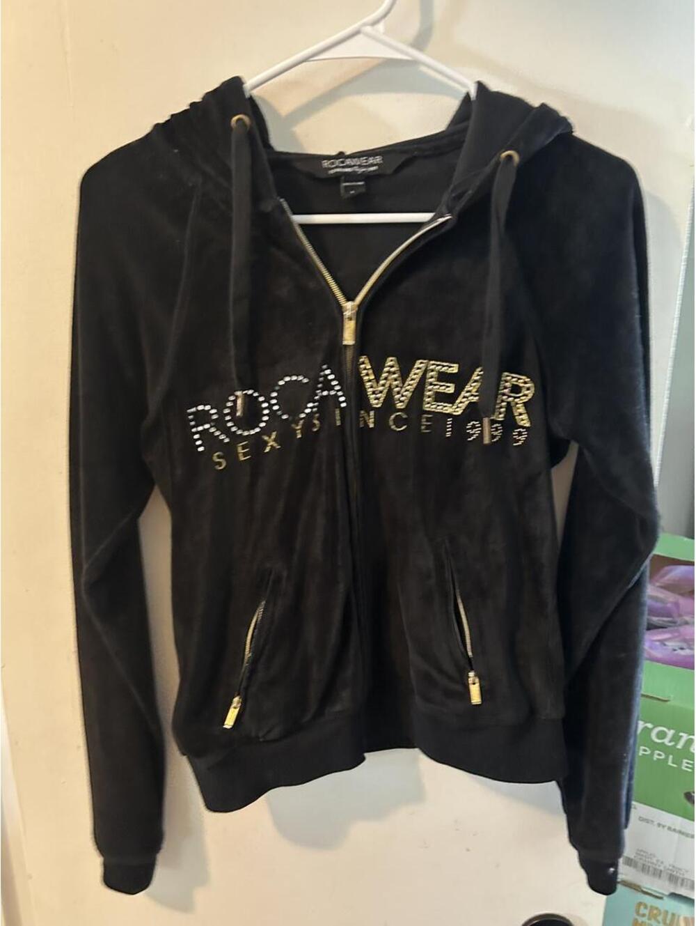 Vintage Y2K Rockawear Black Velour Rhinestone zip up hoodie jacket size L